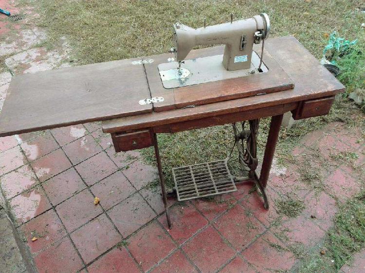 vendo maquina de coser marca SEVERBON usada antigua