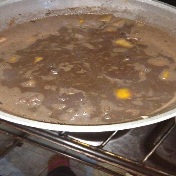 Buscó Trabajo Cocinera O Ayudante de Coc