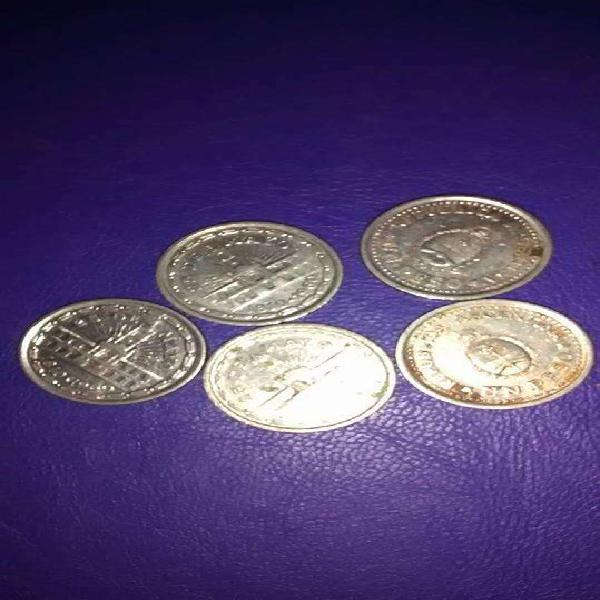 monedas de 1 peso argentino