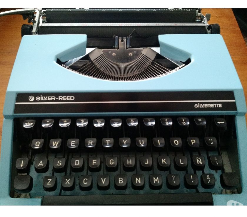 Máquina de escribir portátil Silver Reed