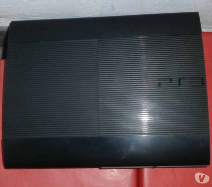 Playstation 3 ULTRA Slim 250GB Cech B (Excelente)