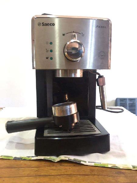 Cafetera Express Philips Saeco