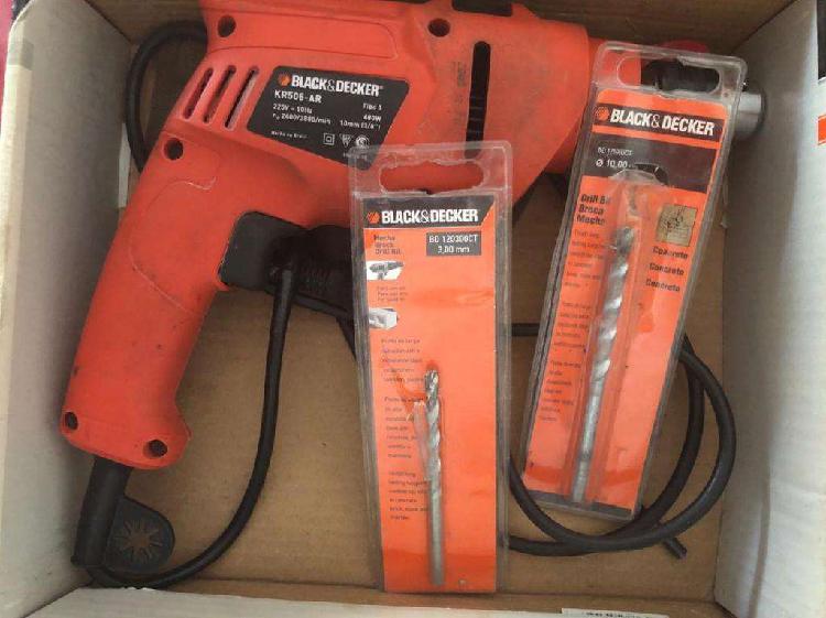 Taladro y caladora black and decker muy poco uso en caja