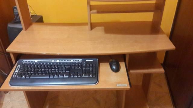 VENDO ESCRITORIO $800