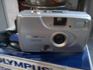 1 maquina de fotos OLYMPUS TRIP 505