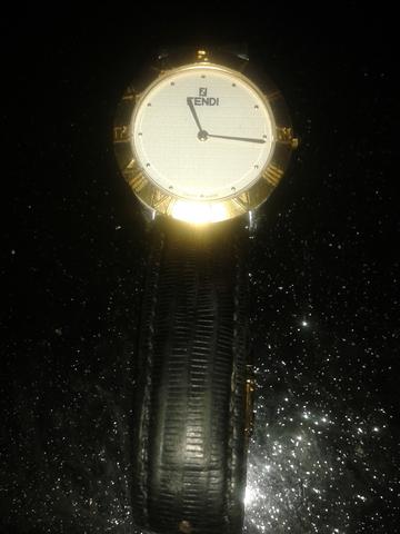 Reloj Fendi