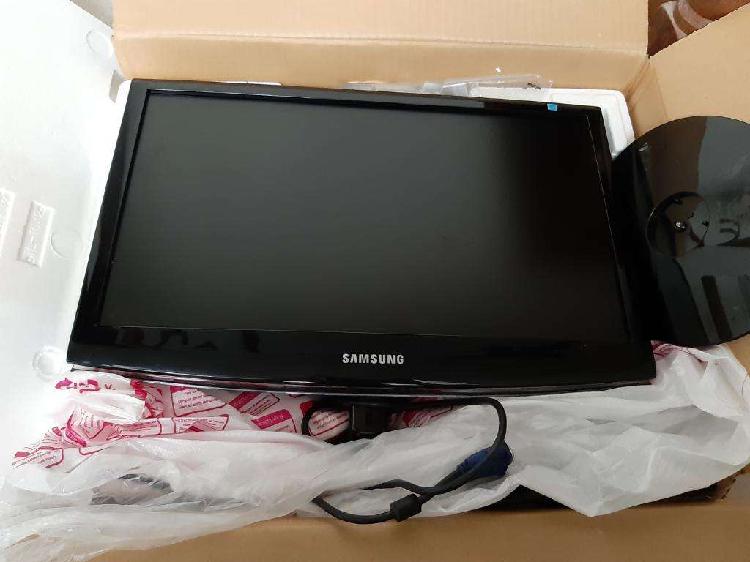 Samsung Monitor Lcd Nuevo