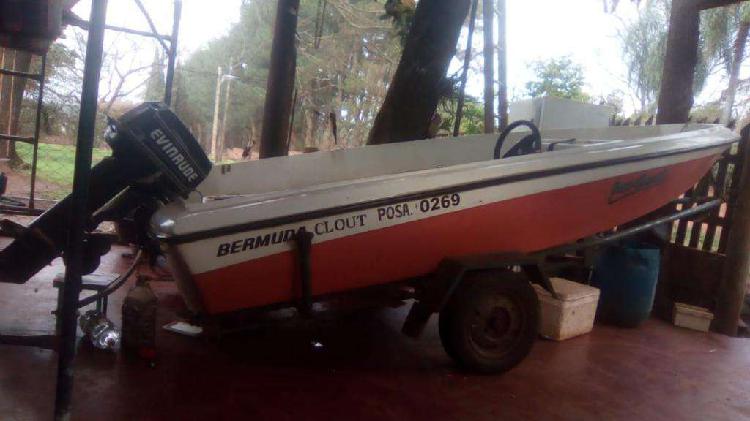 Vendo Lancha con Motor de 35 Hp