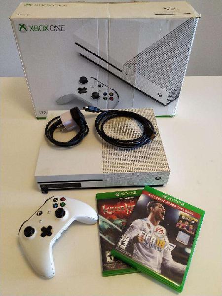 Vendo Xbox One S 1tb