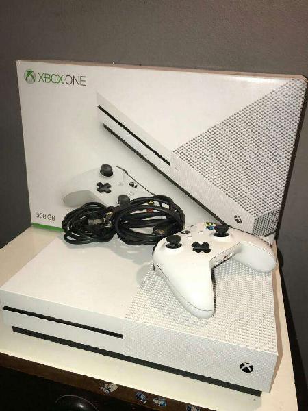 Vendo Xbox One S