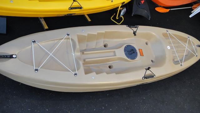 kayaks SIT ON TOP modelo honu, incluye accesorios.