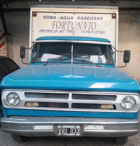 Dogde 100 Lleva a 200 Modelo 1975