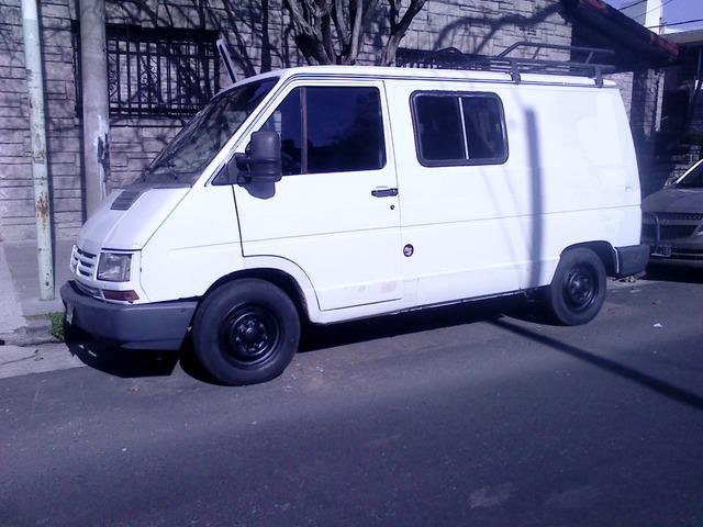 Renault Trafic añio 1996 Corta Diesel