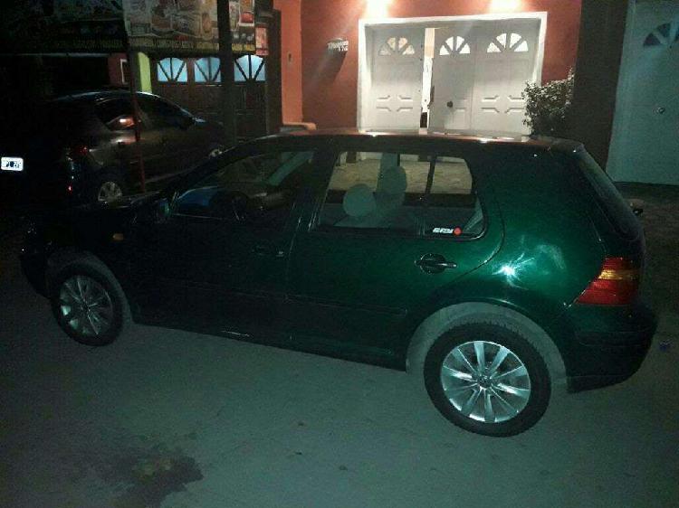 Vendo Volkswagen Golf 1.6