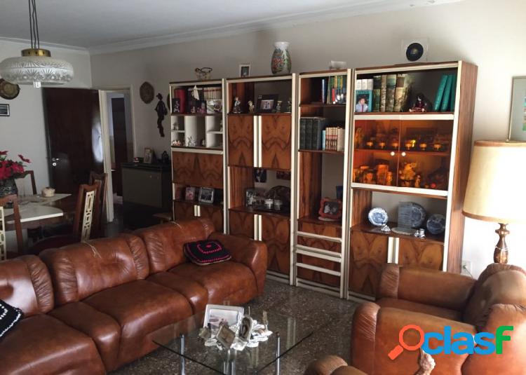 CASA DE 3 AMBIENTES EN VENTA DIGNA DE VER !!!