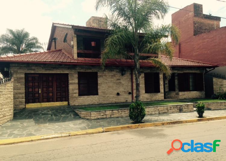 CASA EN VILLA ALLENDE, EXCELENTE UBICACION