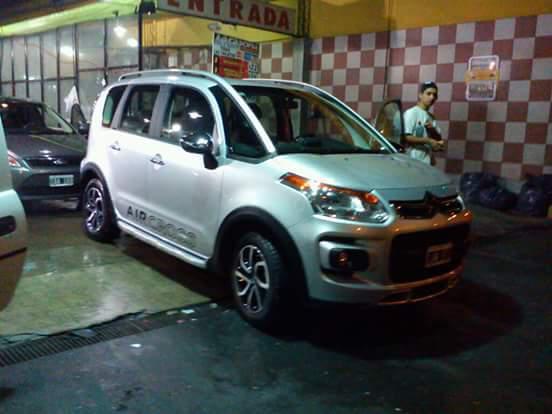 Vendo Citroen Air cross Exclusive 2012 full