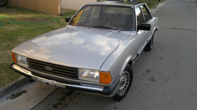 Vendo Ford Taunus Mod. 81, con GNC 16 metros, caja de 5ta,