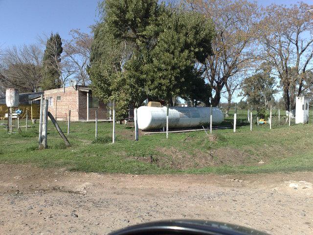 Vdo granja avícola en Carmen De Areco.