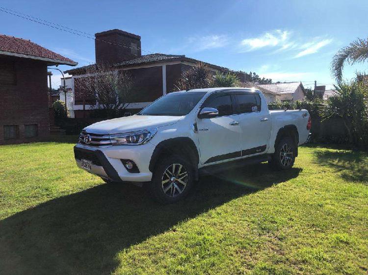 Toyota Hilux Srx 2016 4X4