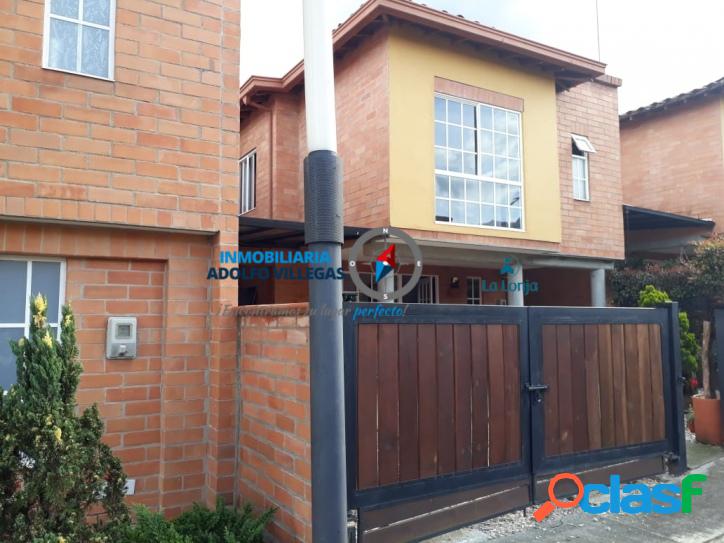 Casa para venta en Medellin 2169