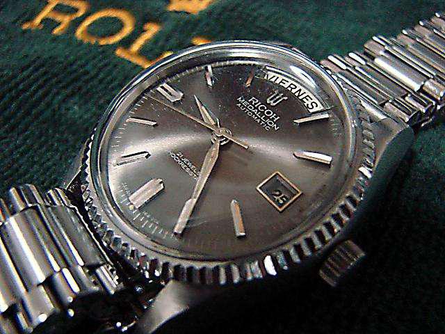 RICOH SPACIAL AUTOMATICO DAY-DATE