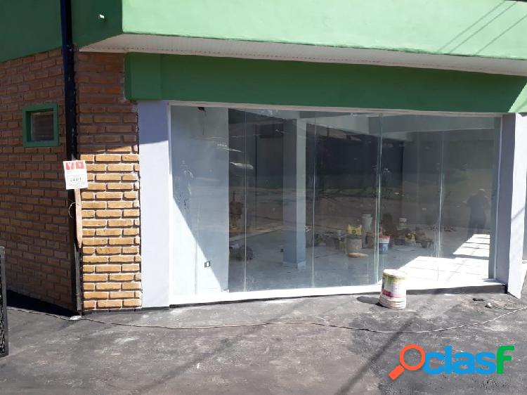 LOCAL COMERCIAL EN ESQUINA A ESTRENAR