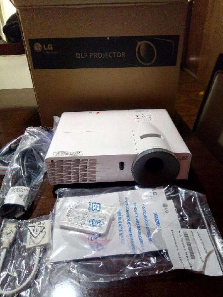 Proyector Marca LG BE 320 SD