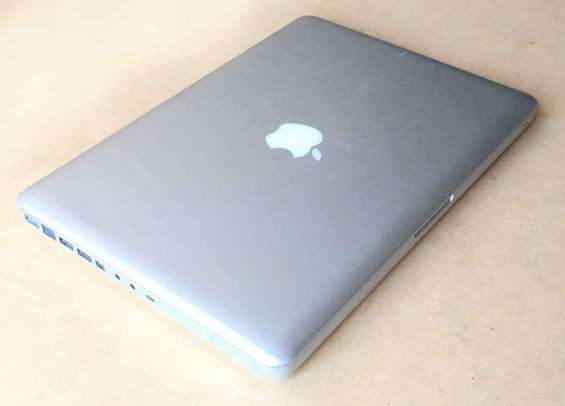 Mac book 13” 4 gb ram. aluminio 2008. hd 250 gb. intel