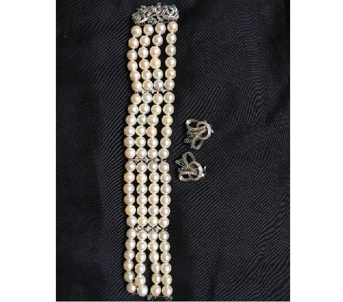Vendo pulsera de perlas cultivadas con brillantes