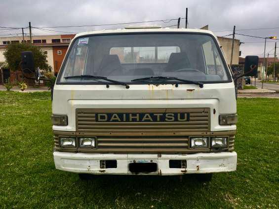 Daihatsu delta v-116 1998 en La Plata