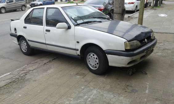 Renault 19 1996 diesel arranca golpea una biela 25000 pesos