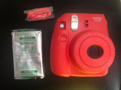 Camara Fujifilm Instax Mini 8 Rosa + Rollo De 10