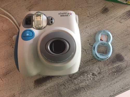 Camara Instax Mini 7 Fujifilm + Lente Selfie