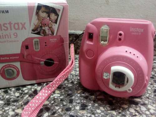 Camara Polaroid Instax Minix 9 Rosada Con 9 Fotos