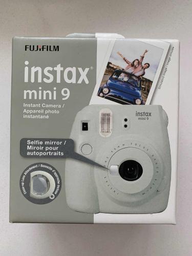 Cámara Fujifilm Instax Mini 9 Blanca En Caja !!!
