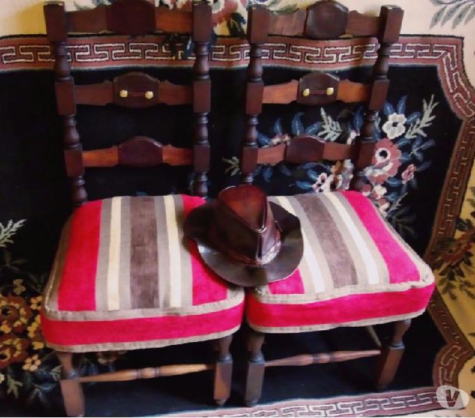 Venta de sillas de caoba restauradas