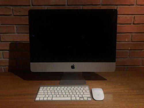 Apple iMac 21.5-inch, 8 Gb, 2.7 Ghz Core I5 Late 2013