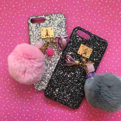 Funda Case Brillo Glitter Accesorio Pompón iPhone 7/8 Plus