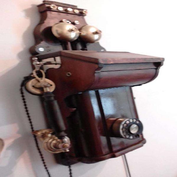 Antiguo Teléfono De Pared Ericsson