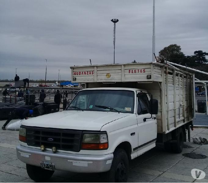 permuto o vendo ford 4000