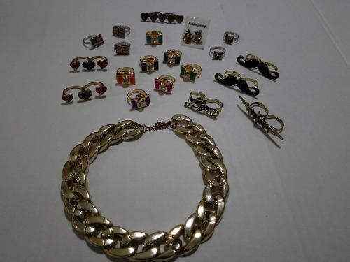 Lote Aros, Collar Y Anillos Fantasía