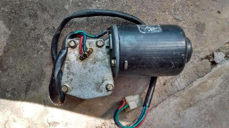 MOTOR LIMPIAPARABRISAS R 12