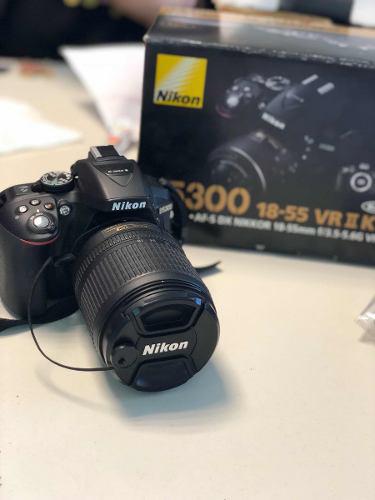 Nikon D5300 Lente 18-105