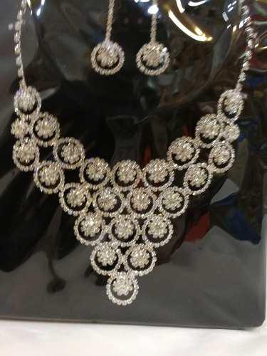 Set Collar De Strass Con Aros