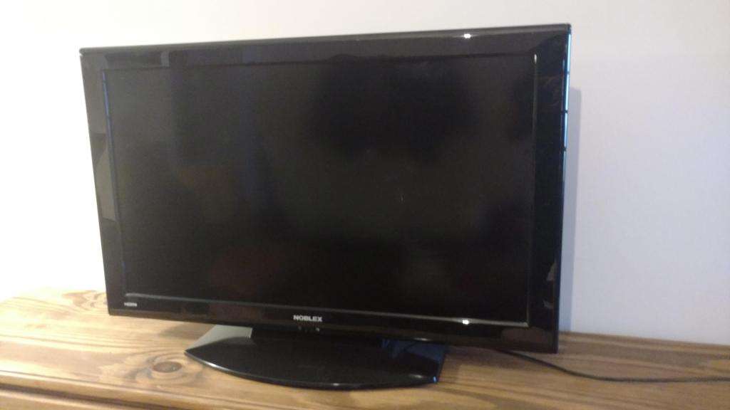 Televisor Noblex LCD