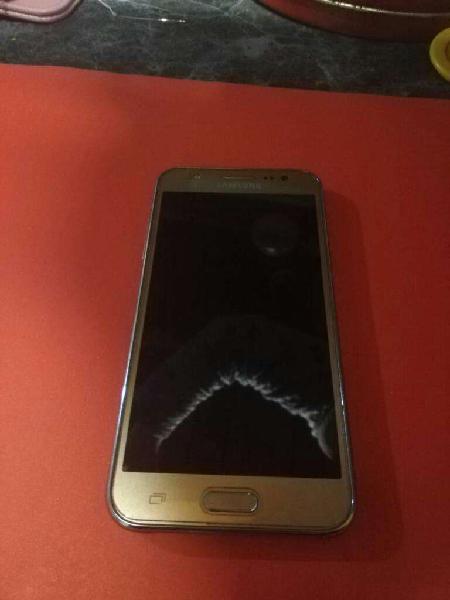 Vendo O Permuto Samsung Galaxi J5 Gold