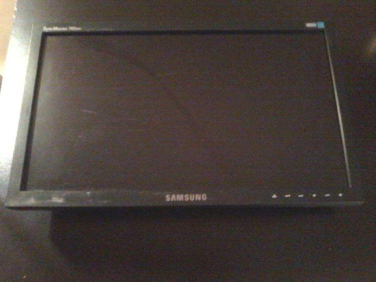 Monitor Samsung 17'' (repuesto)
