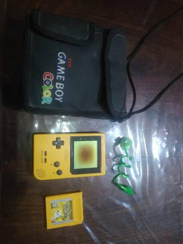 Gameboy Pocket + Pokemon Yellow