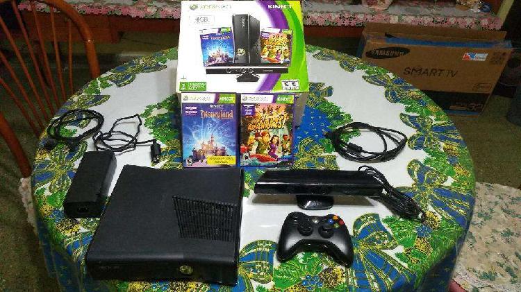 Xbox360 Mas Kinect Y 2 Juegos. en Caja